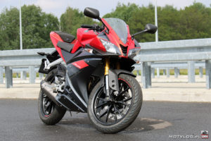 yzf r125